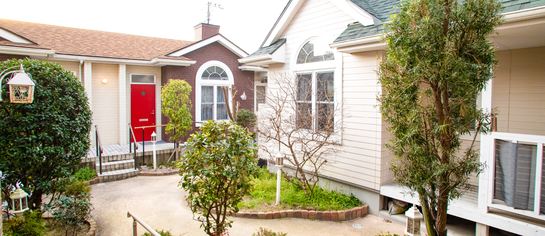 アクラスヴィレッジ